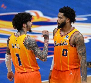 最新NBA雷霆vs爵士比赛回放_最新NBA雷霆vs爵士比赛回放在线观看_免费看直播
