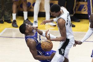 火爆NBA尼克斯vs马刺低调看直播_火爆NBA尼克斯vs马刺低调看直播在线观看_免费看直播